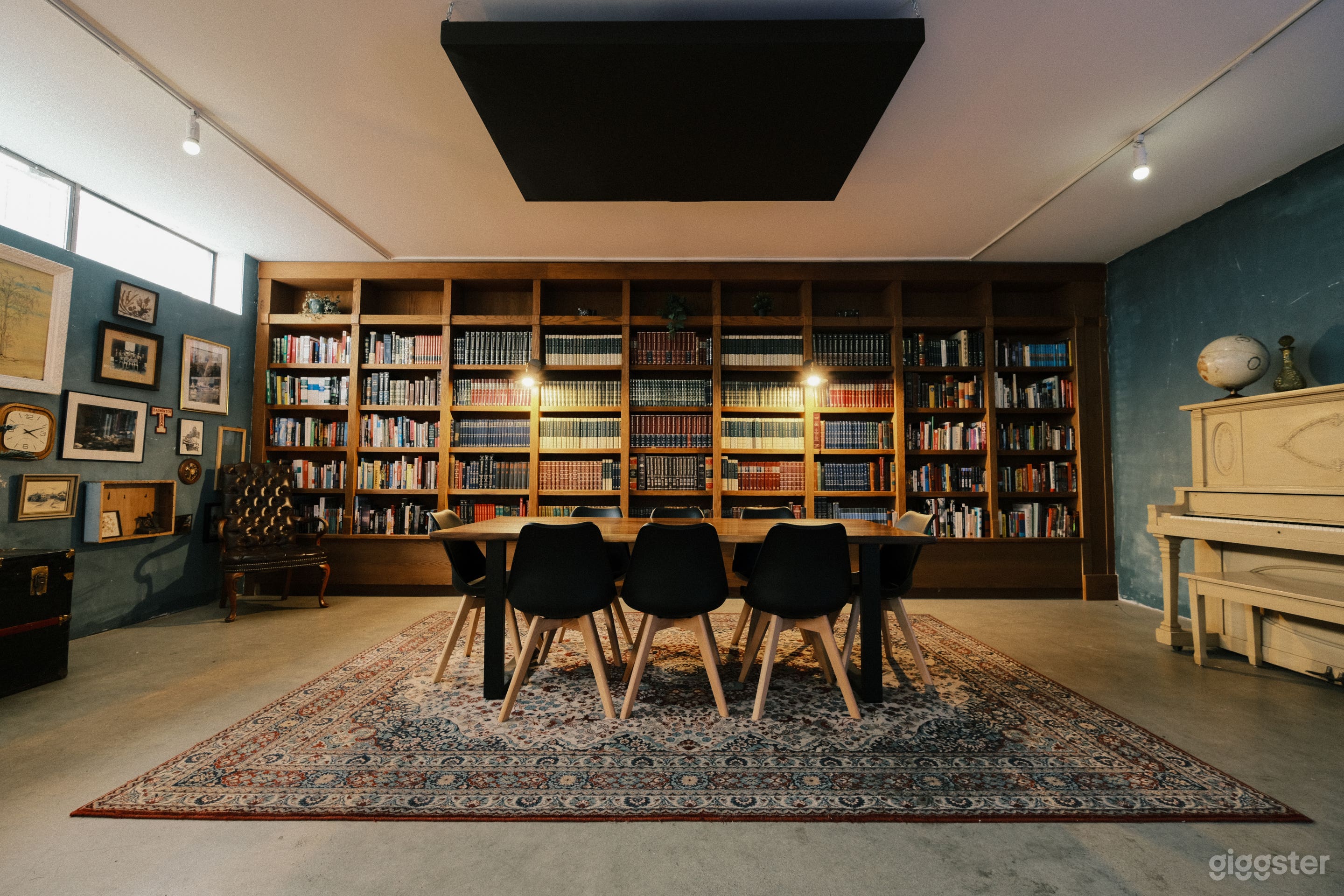 Fully Optimized Production Space with Lounge &amp; Office Photo 3