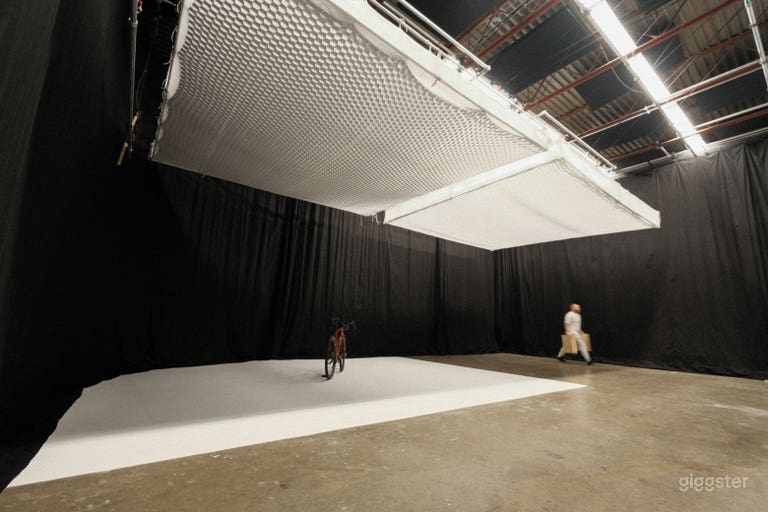  Fully Optimized Production Space with Lounge & Office 