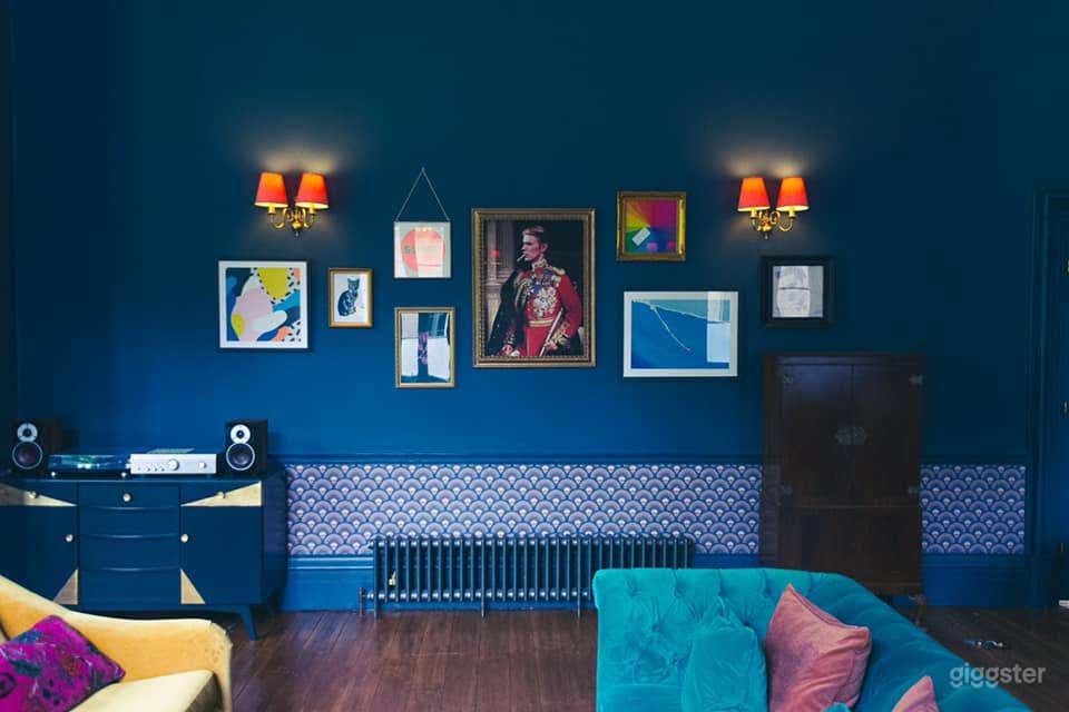 The Opulent lounge for Hangout  Photo 3