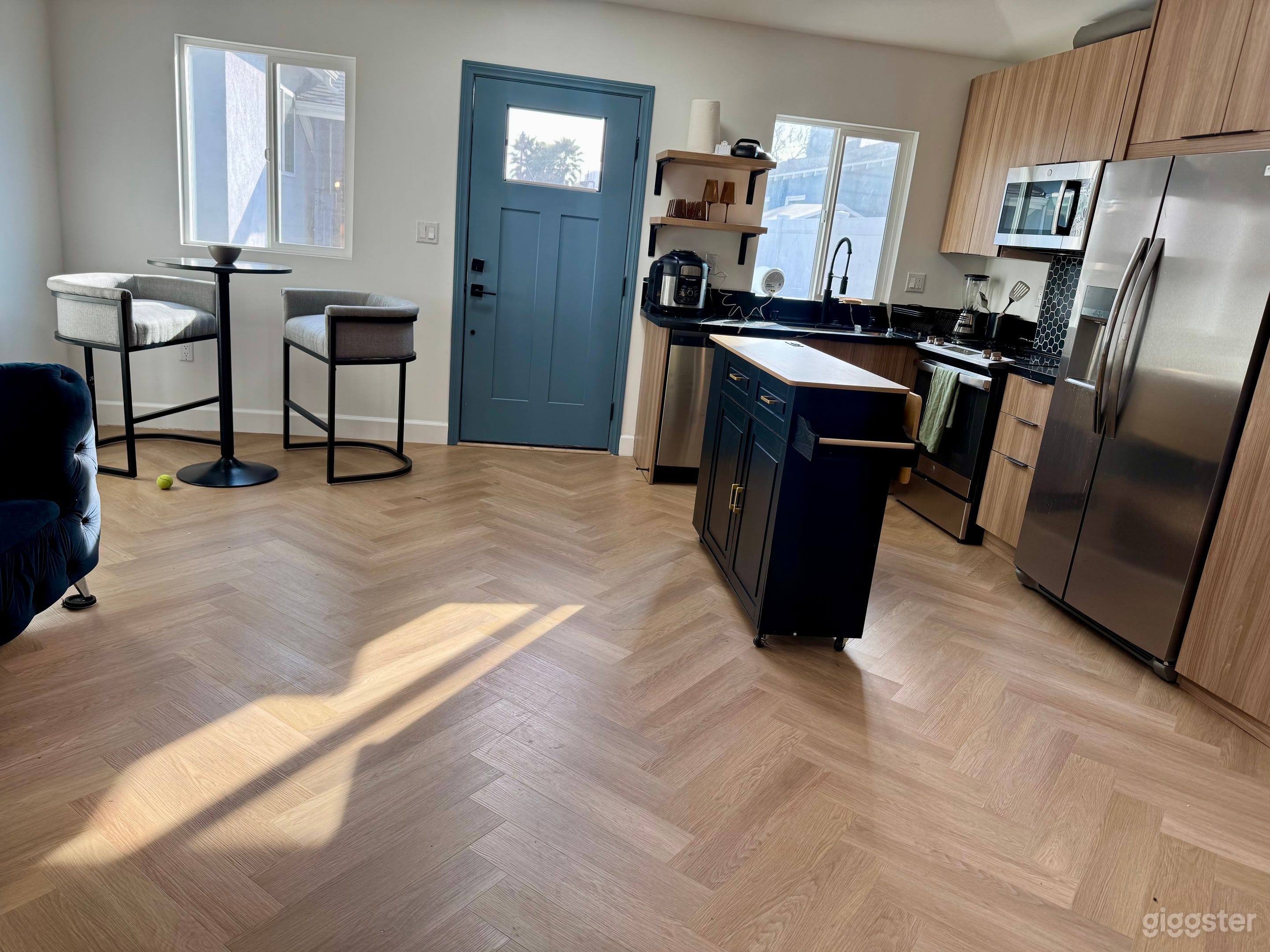 Modern Lifestyle Content Studio / Self Tape Room Photo 4