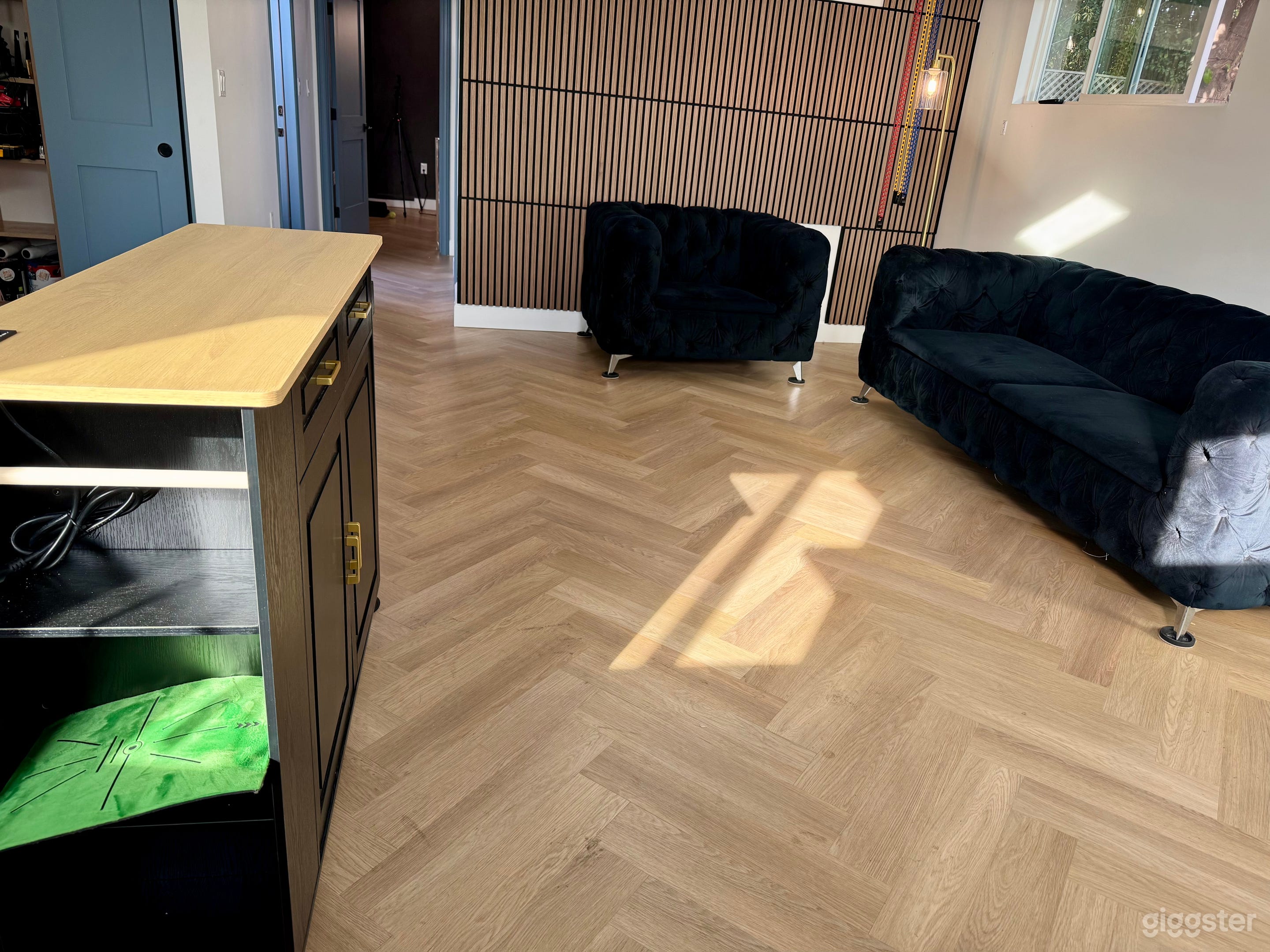 Modern Lifestyle Content Studio / Self Tape Room Photo 2