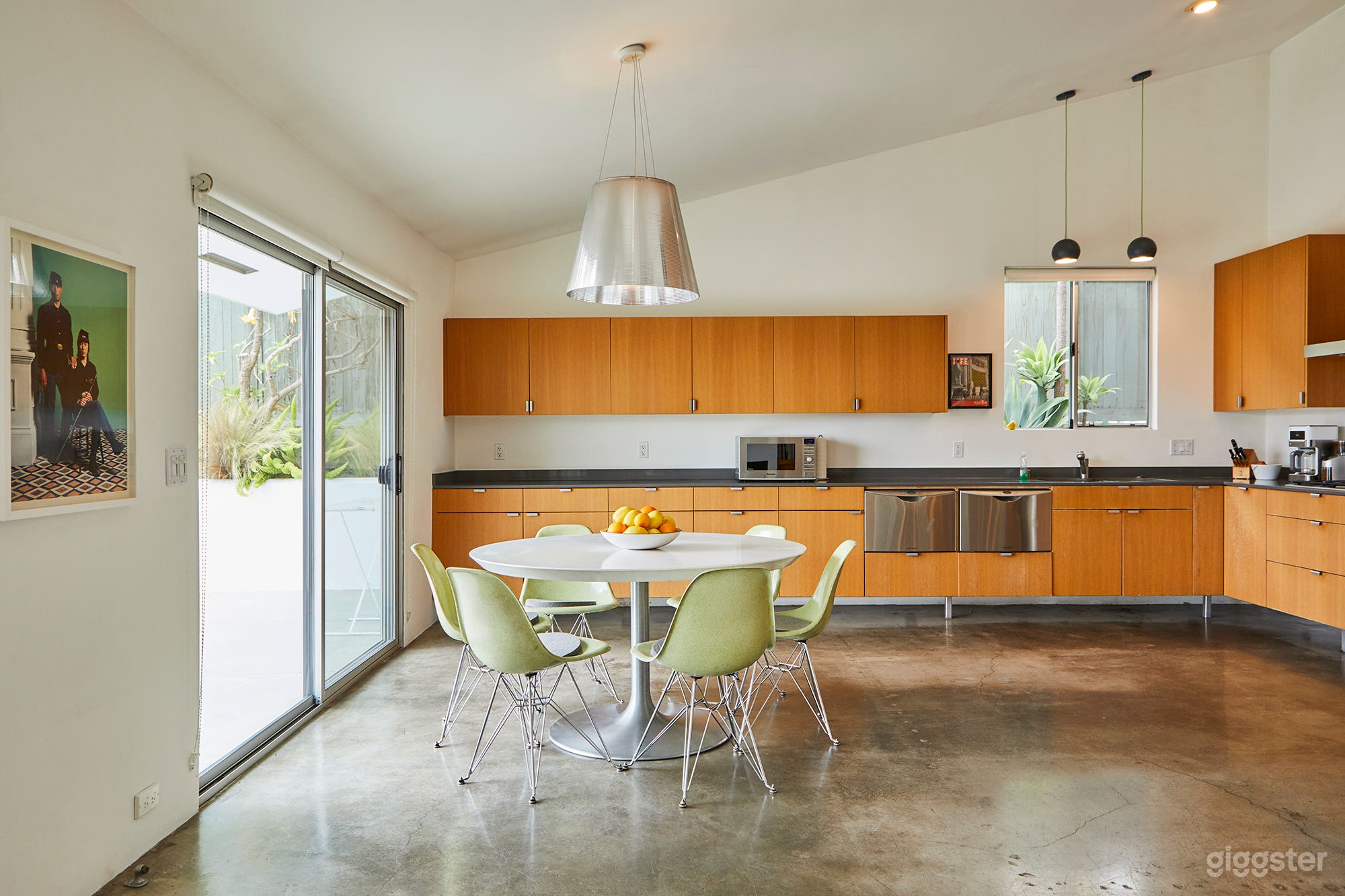 Lofty Americana Photo 3