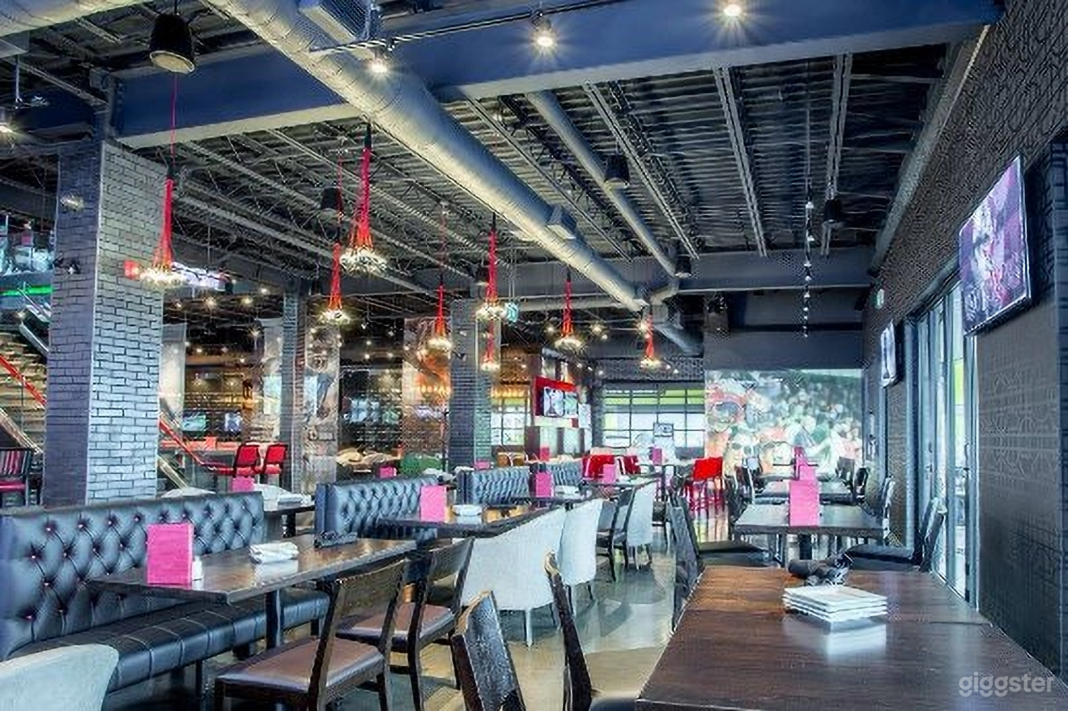 Industrial Dining Space Photo 2