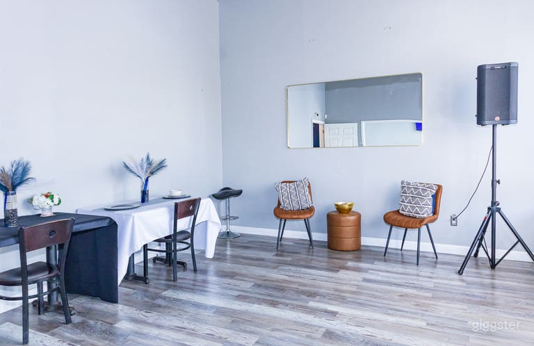 Elegant Lounge & Event Space 