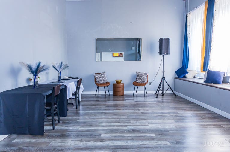  Elegant Lounge & Event Space 