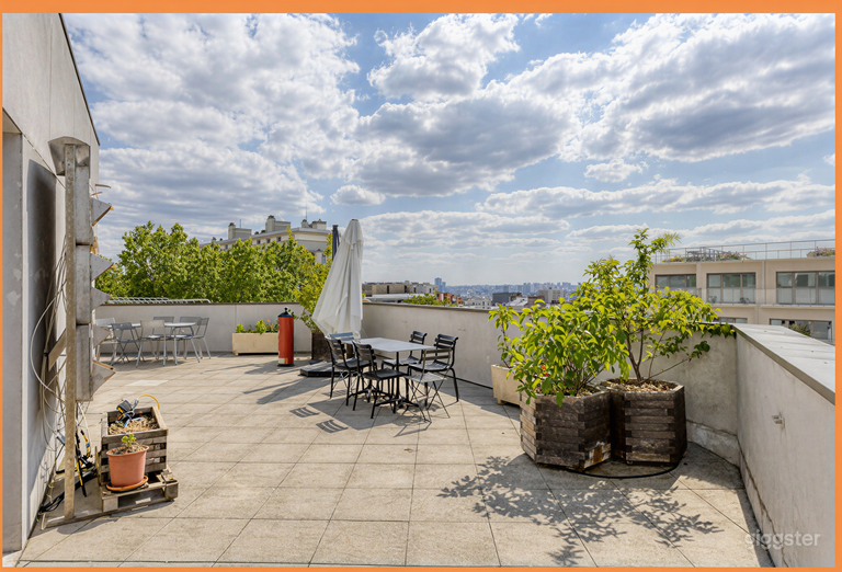  Exceptional Coworking Space & Offices with Rooftop 