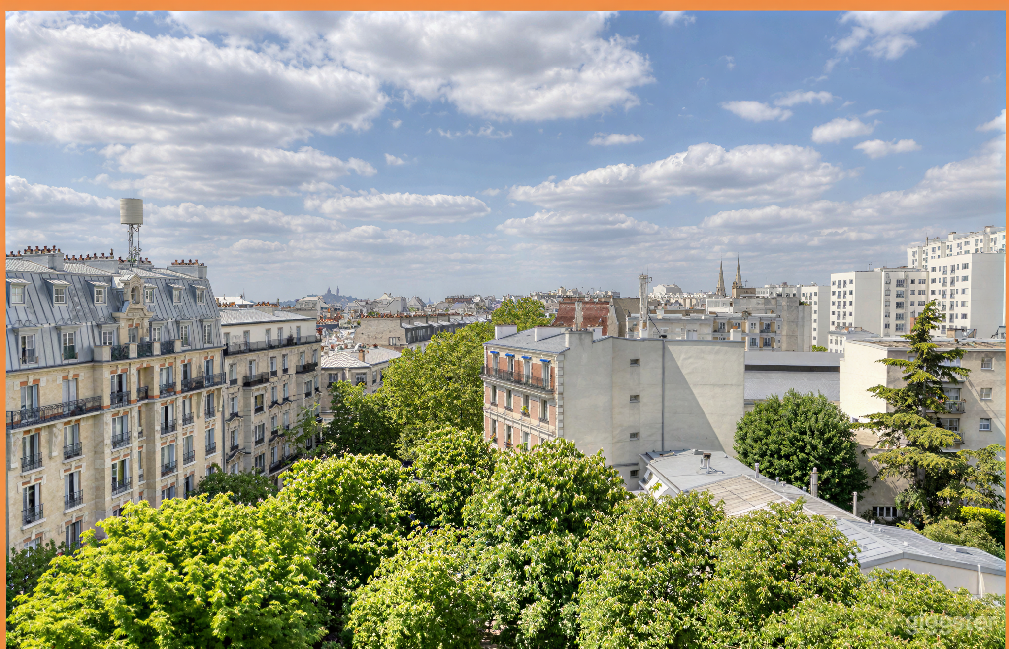 Photo de Exceptional Coworking Space & Offices with Rooftop 4