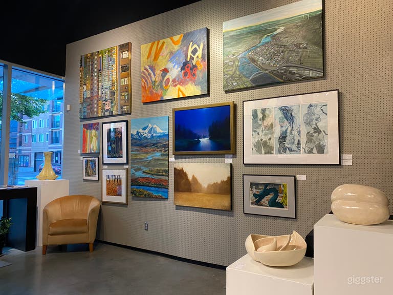  Entrance Gallery Space 