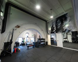  Elegant Professional Gym Space 