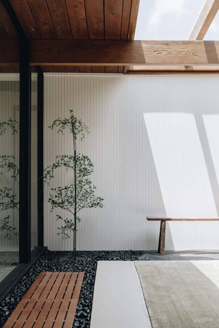  Mid Century Designer Home with Mountain Views 