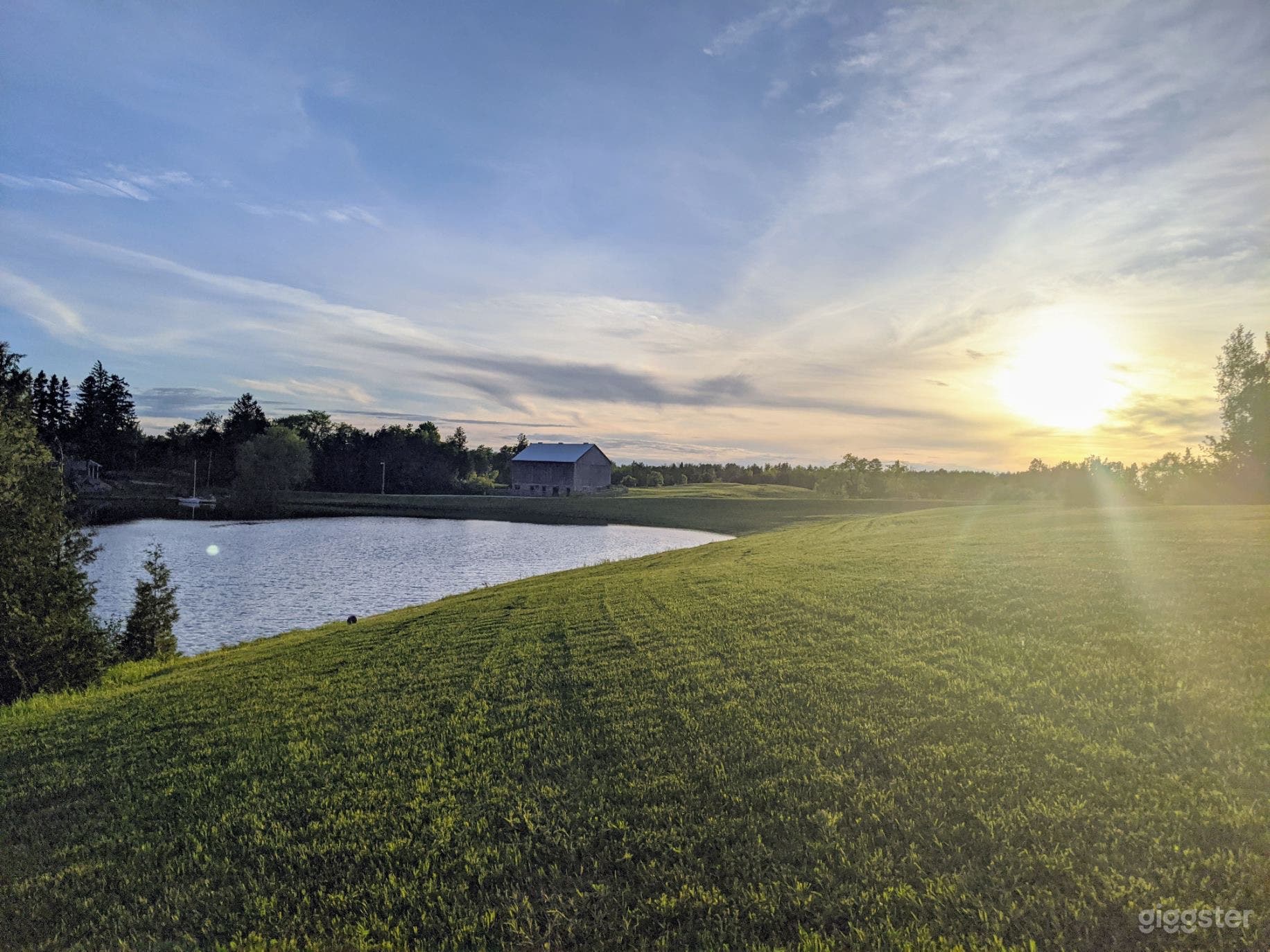 Country Escape Rolling Hills Photo 2