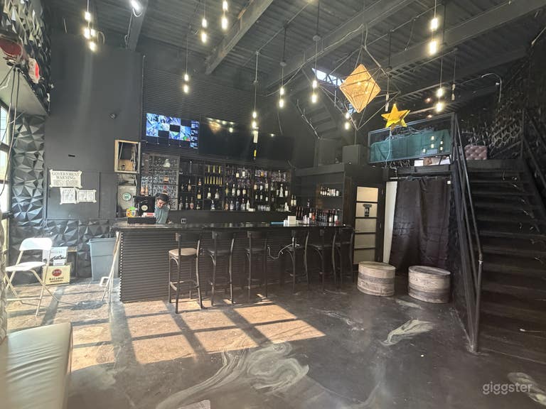  Three-Level Modern Event Venue & Filming Location 