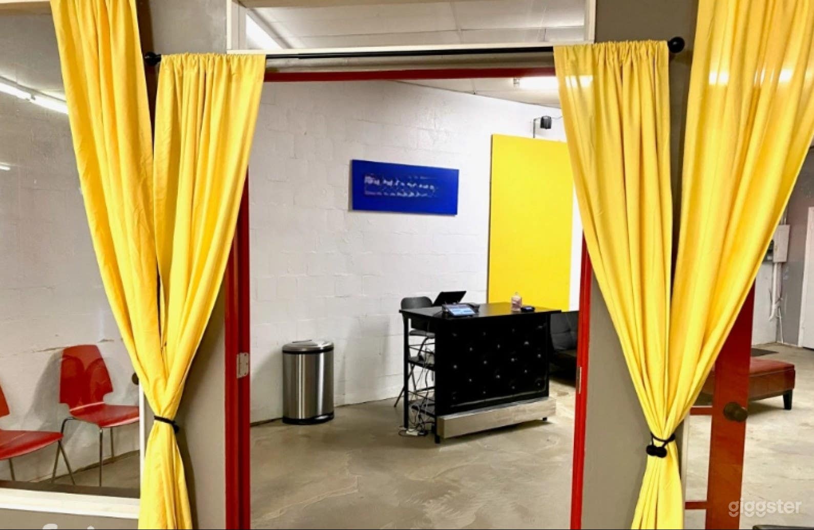 Spacious Cuban Dance Studio Photo 3