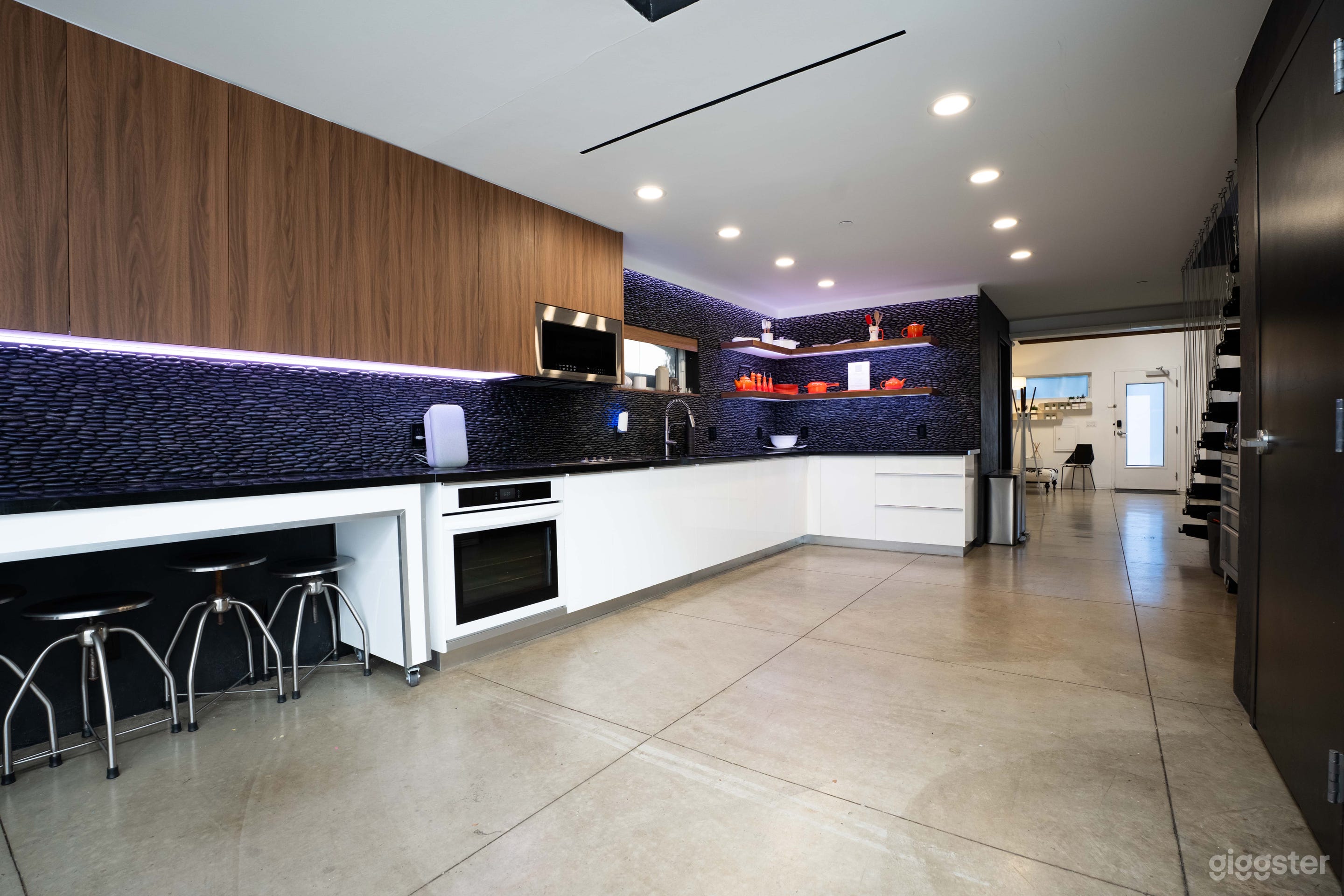 West Side High End Photo and Video Studio Photo 3