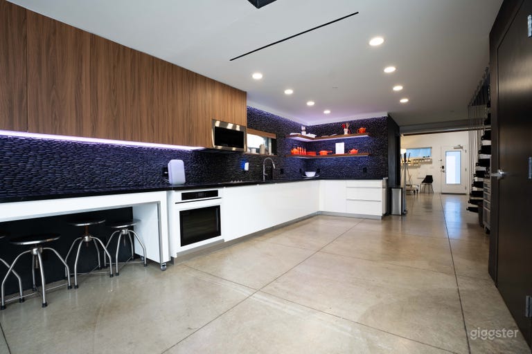  West Side High End Photo and Video Studio 