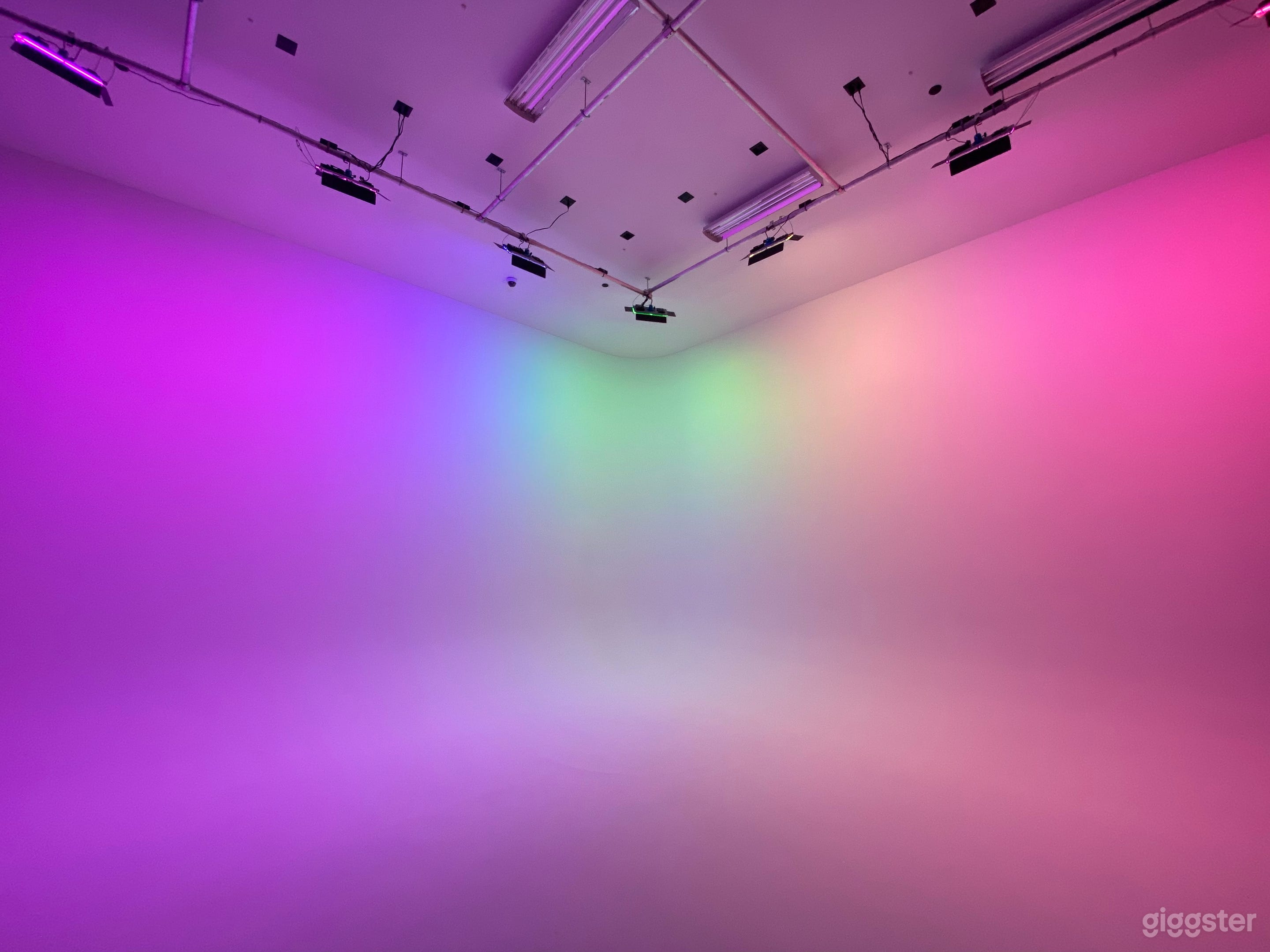 West Side High End Photo and Video Studio Photo 1