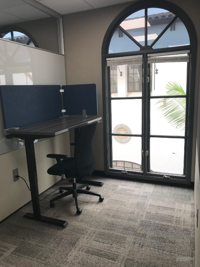 Small Office Space Photo 1