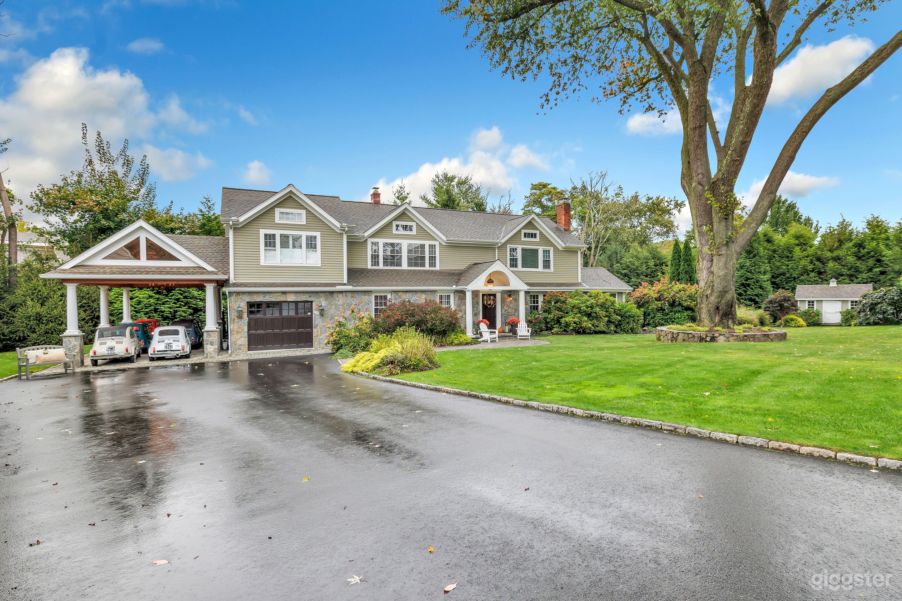 Front of House and front yard w/ carport featuring chandelier and the ability to use vintage fiats if needed
