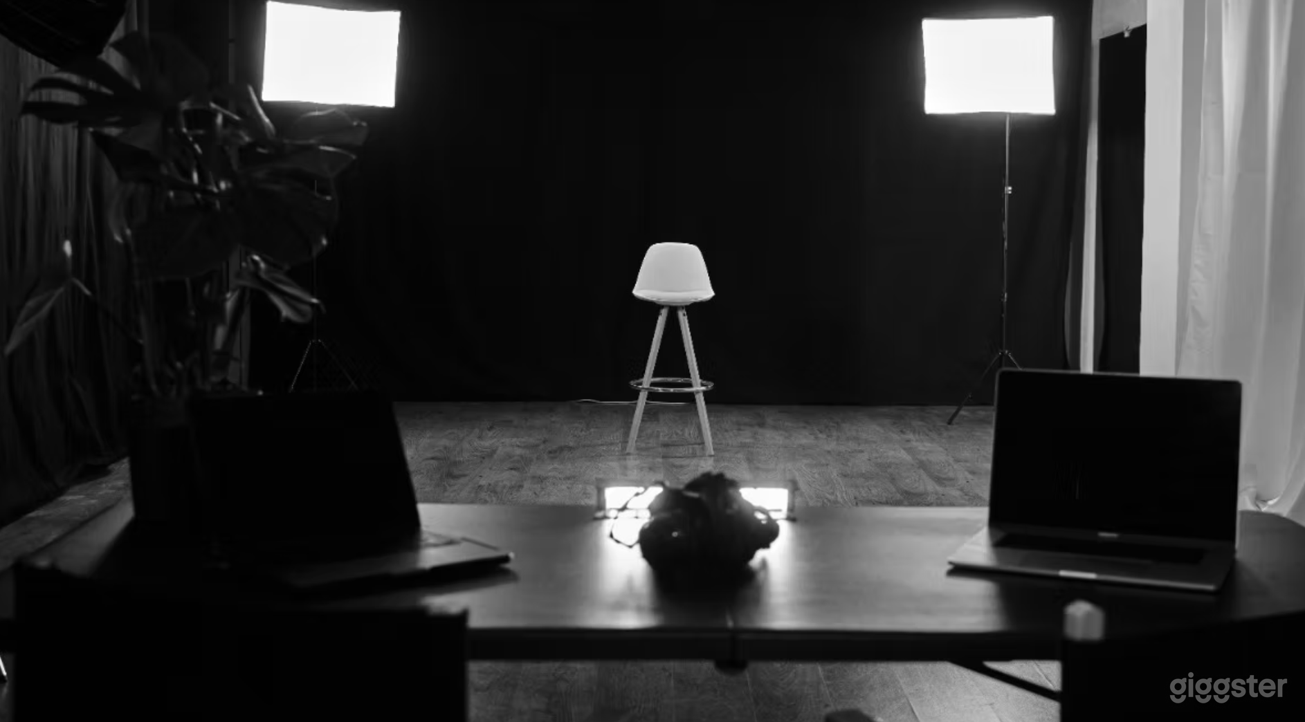 A Multipurpose Studio Workspace Photo 2