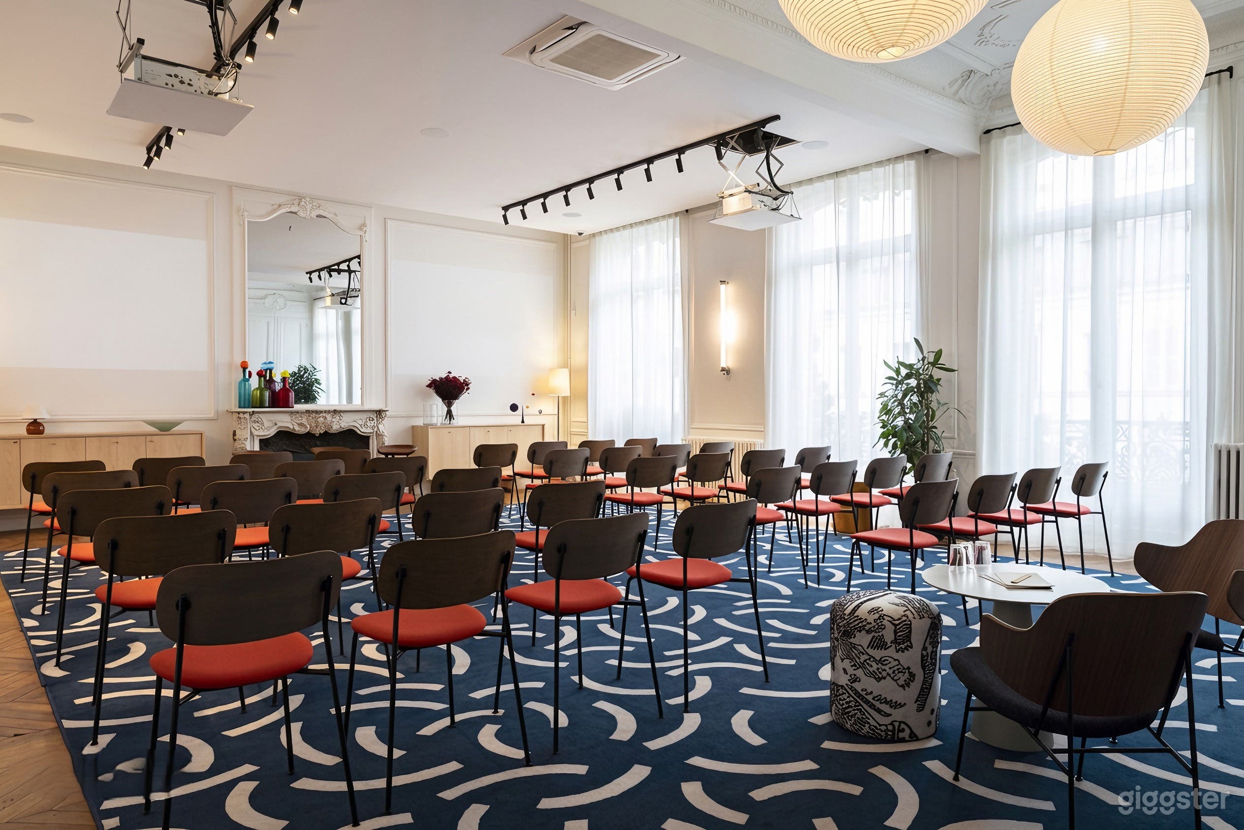 Photo de Le Cerisier | Salle de réunion pour 100 3