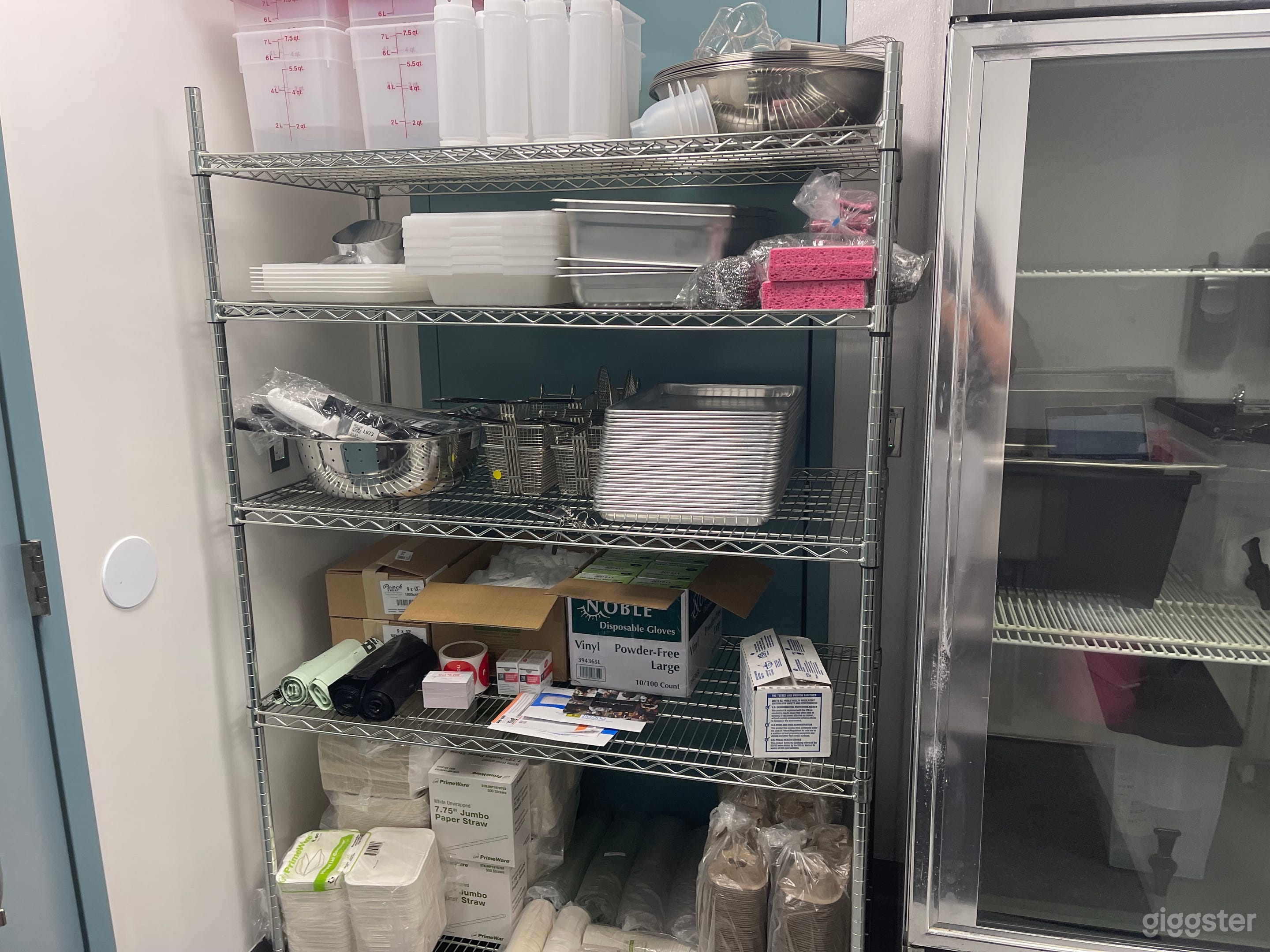 Fully Equipped Commercial Ghost Kitchen Photo 3