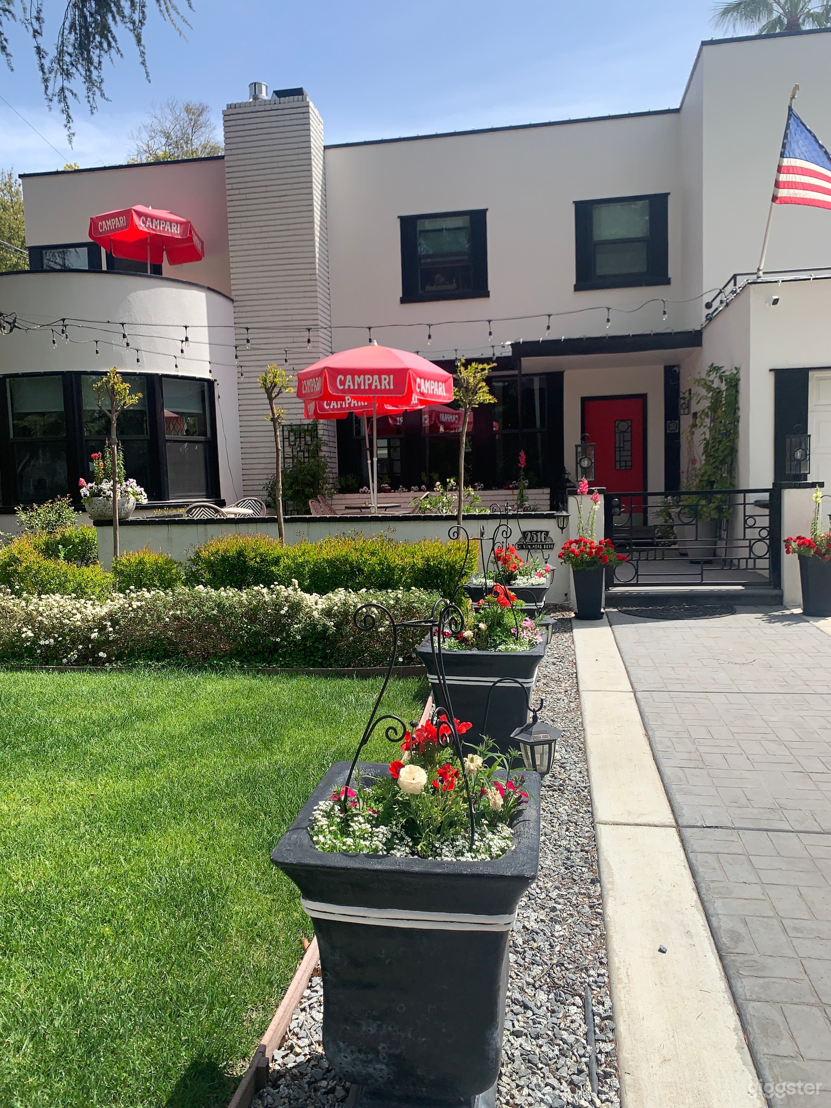 Art Deco Splendor in Historic Neighborhood Photo 2