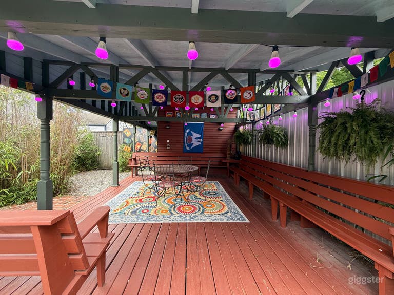  Backyard Deck & Garden Hideout 