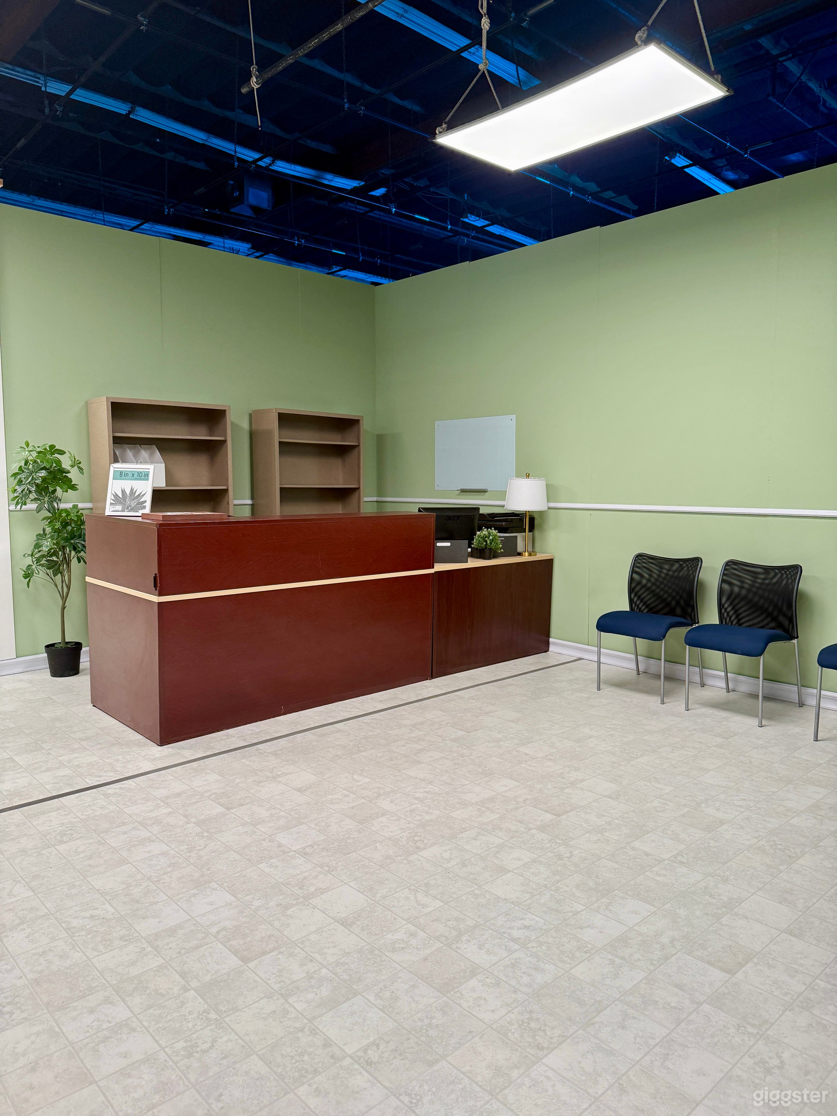 Filmmaker-Designed Multi-Set Studio | Hospital, Bar, School Photo 1