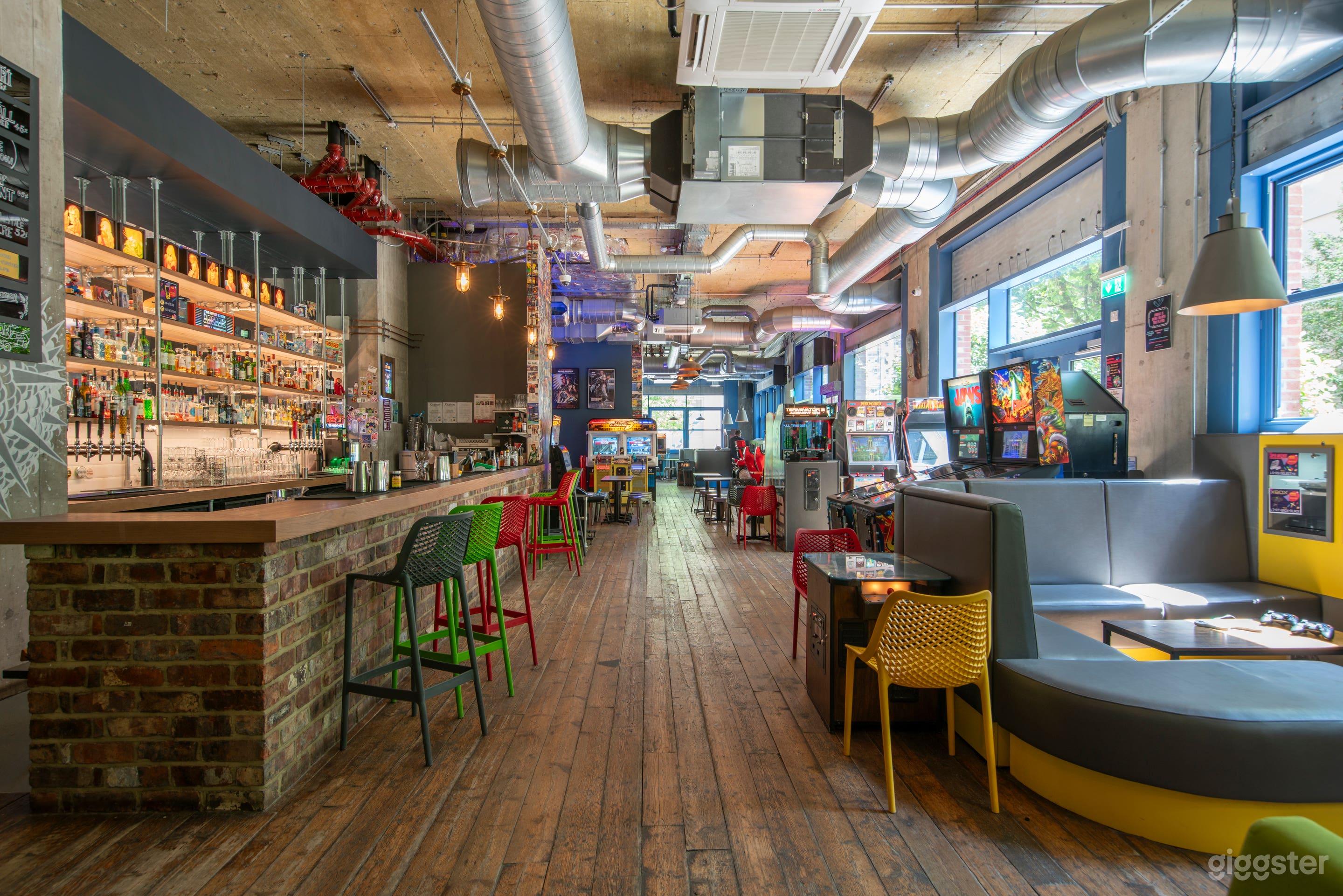 Retro 80s-90s Arcade Bar Photo 1