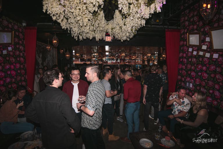  A Speakeasy Lounge Venue 