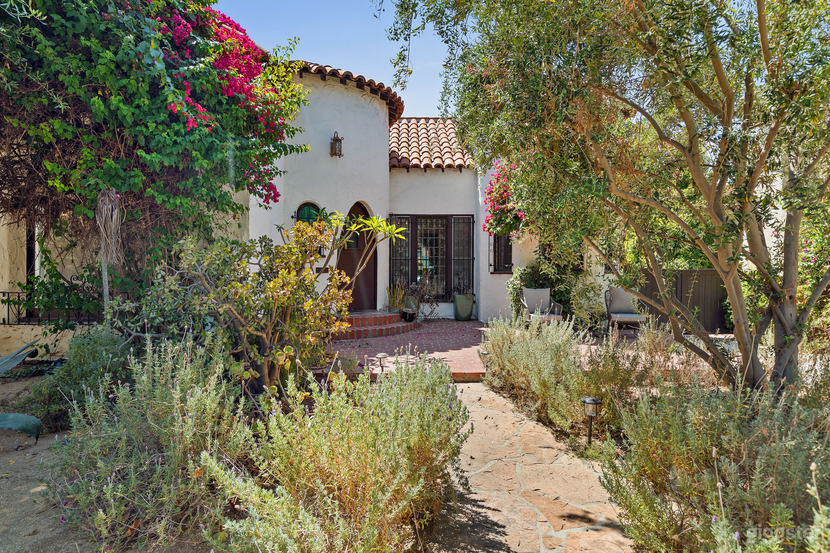 1920s Spanish Colonial Home (Old Hollywood) Photo 3