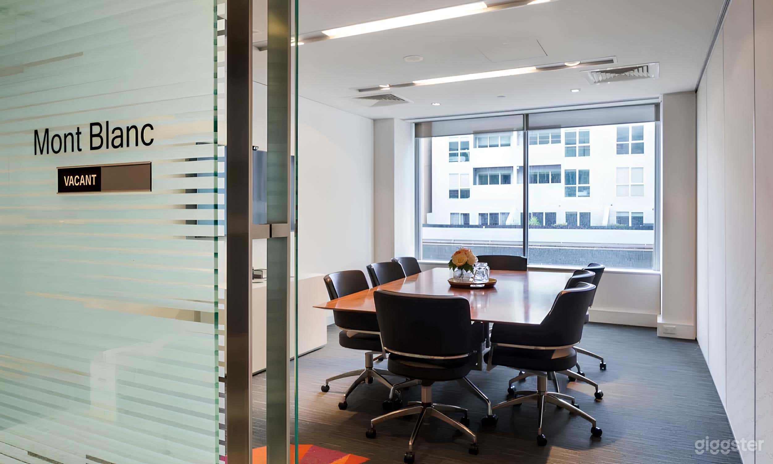 Mont Blanc | Meeting Room for 8 Person Photo 1