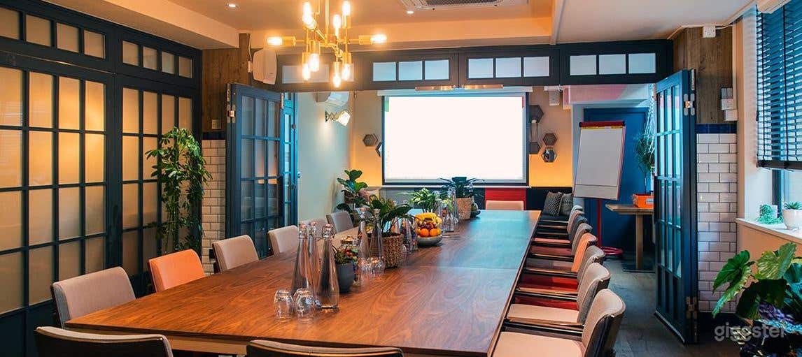 The Extra Big One Room for Events and Celebrations Photo 4