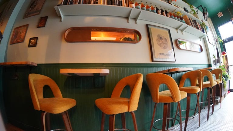  Intimate wine bar with retro vibes in Greenpoint 