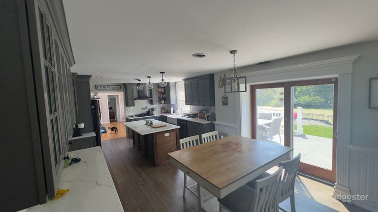  Kitchen  