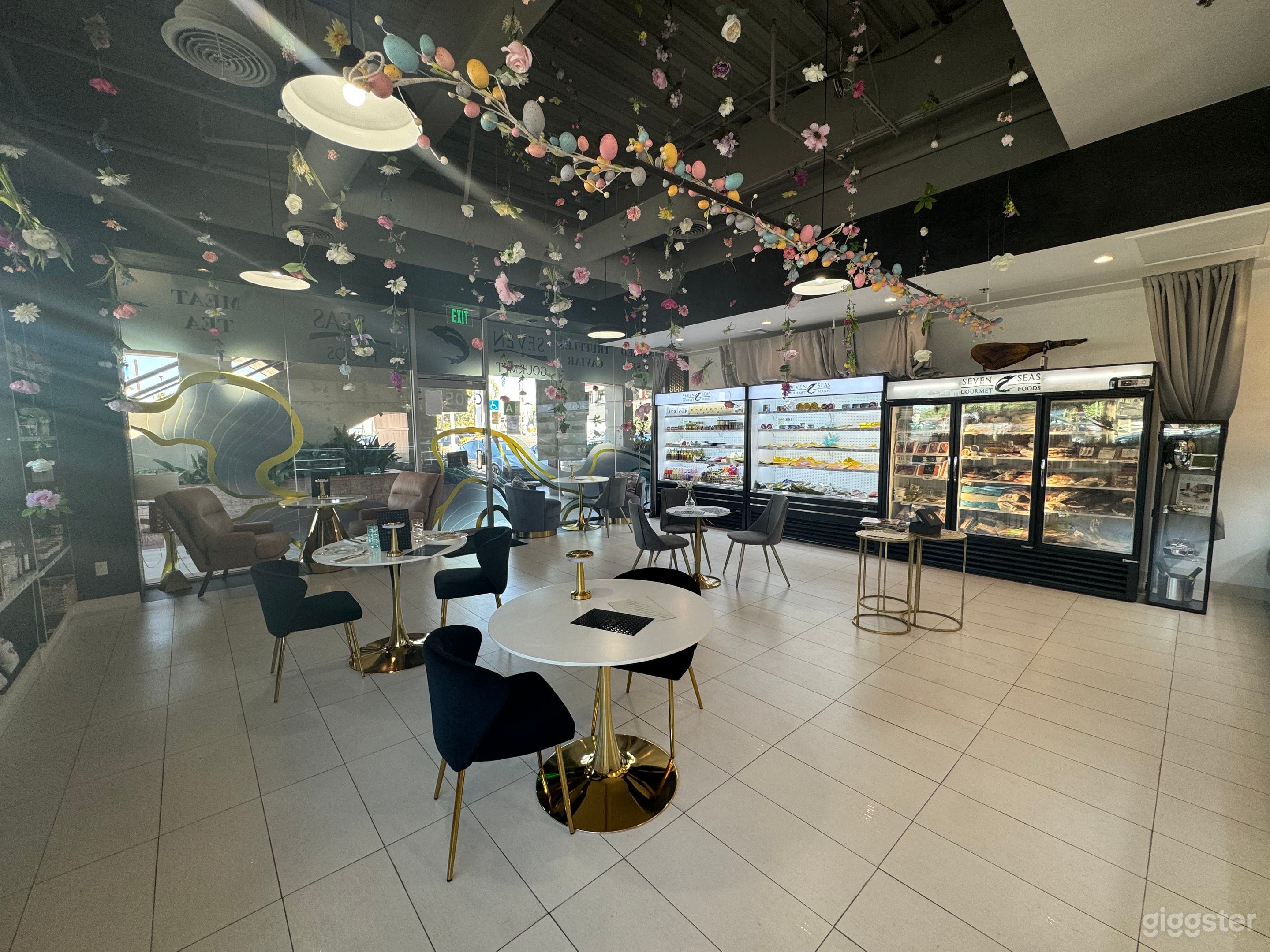 Luxury cafe, Caviar Store, Winery, Kitchen Photo 2