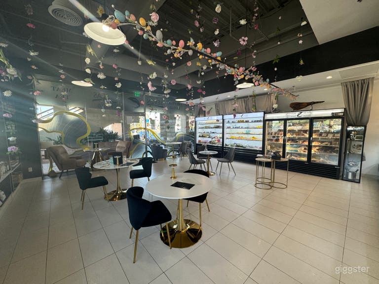  Luxury cafe, Caviar Store, Winery, Kitchen 