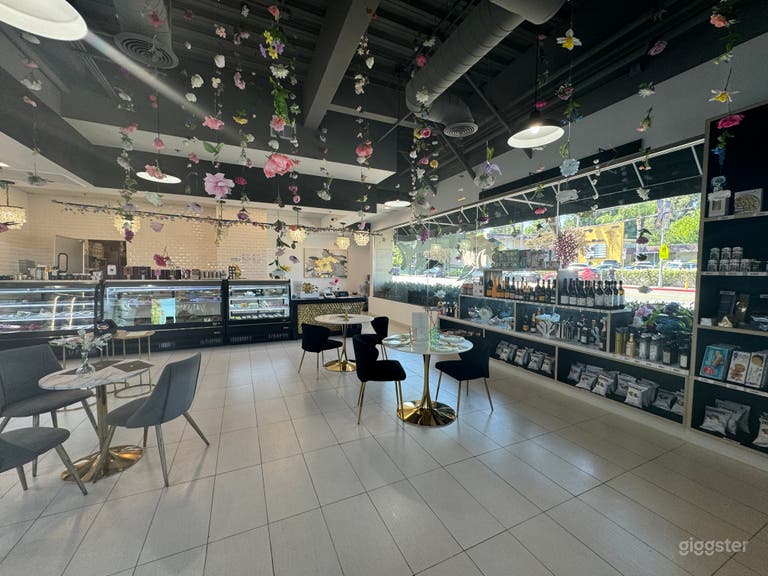  Luxury cafe, Caviar Store, Winery, Kitchen 