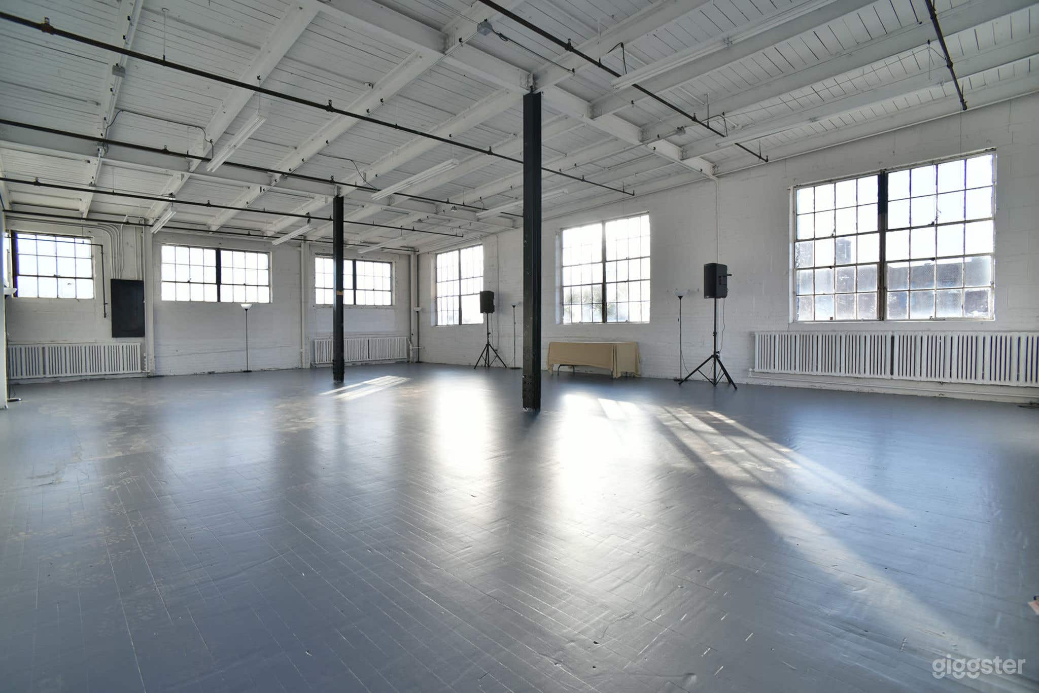 Large Industrial Loft Space Photo 1