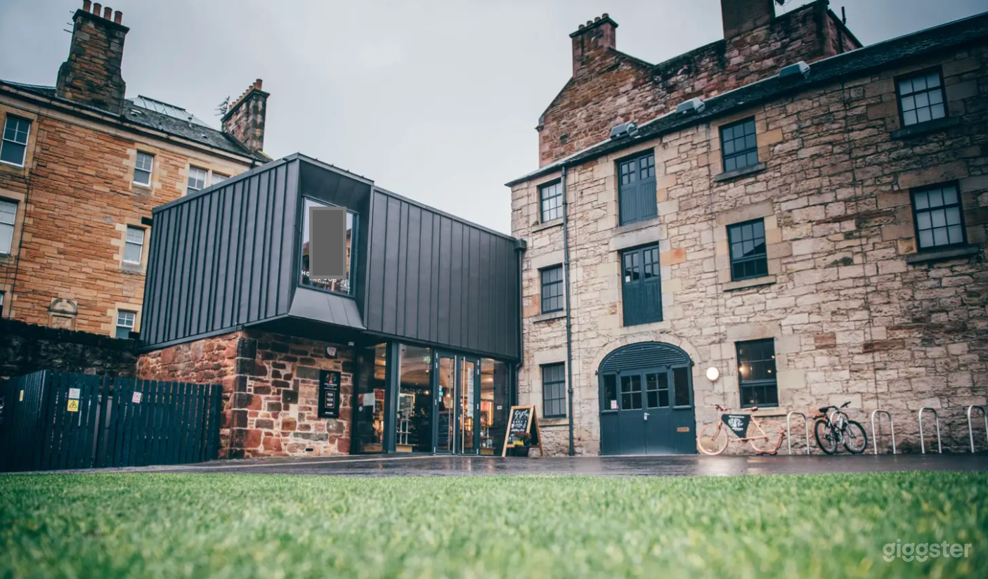 Whisky & Gin Distillery Photo 1