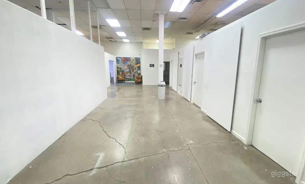 Warehouse Video/Photo Studio Event/Art Space Photo 3