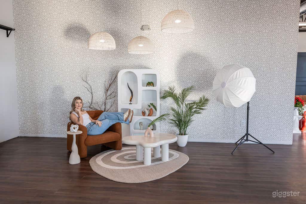 Multi-purpose natural light studio Photo 3