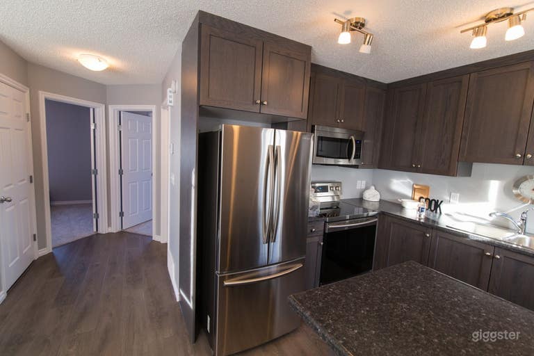  Bright West Laneway Home  