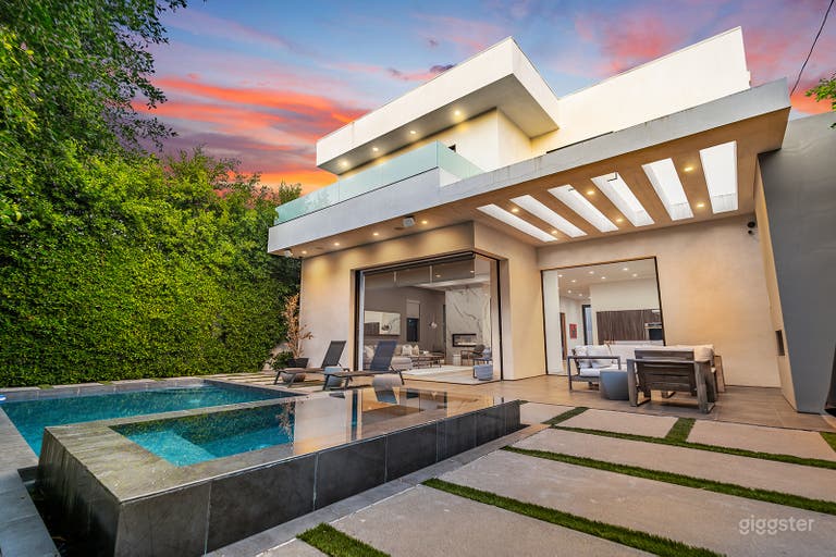  Domaine de West Hollywood avec architecture moderne 