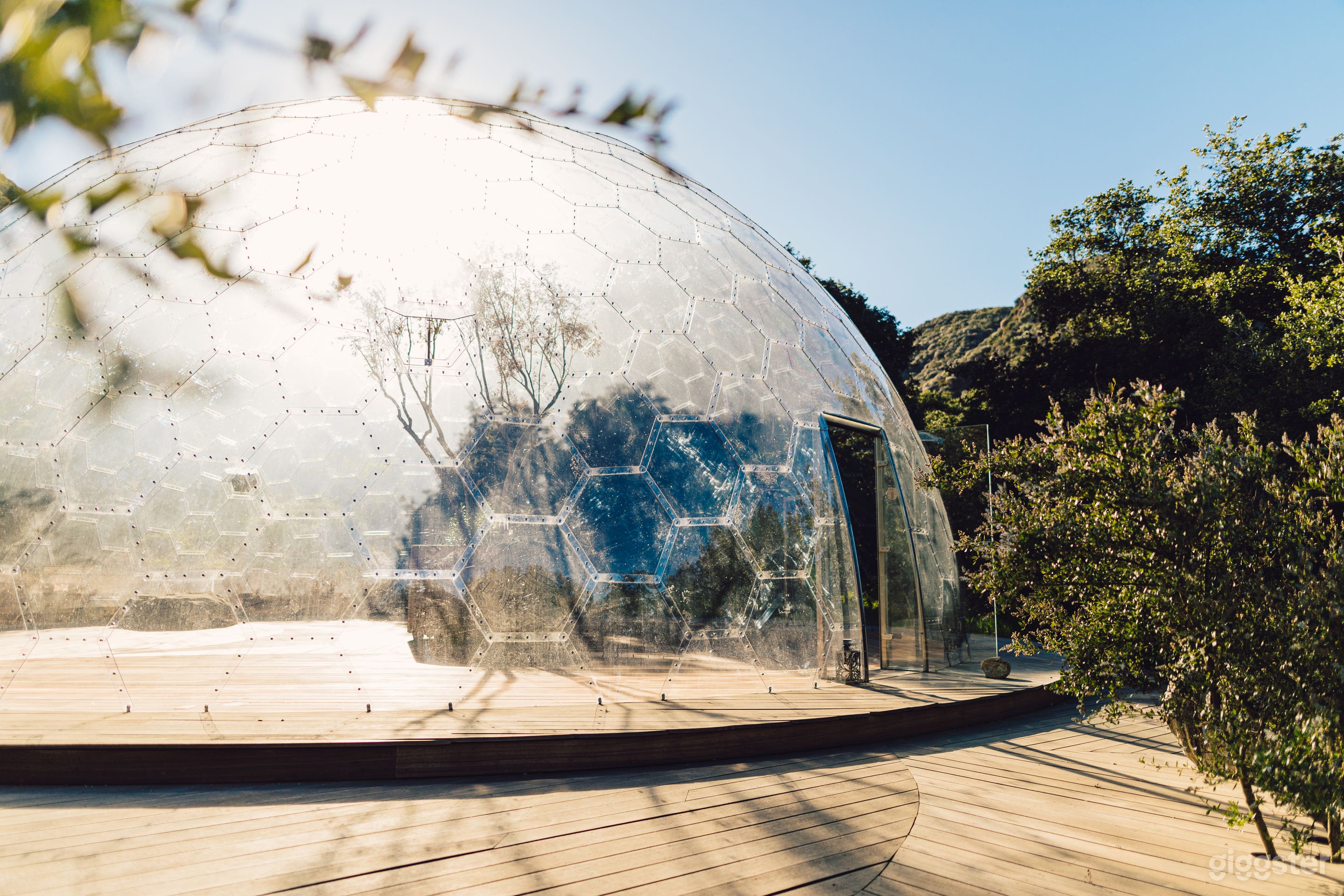 LUNA DOME | 70-Acres, Waterfall, Cinematic Vistas Photo 2