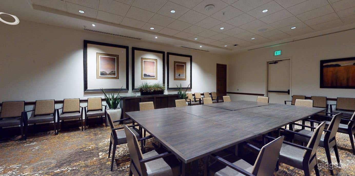 Bandera room Resort in Denton Photo 2