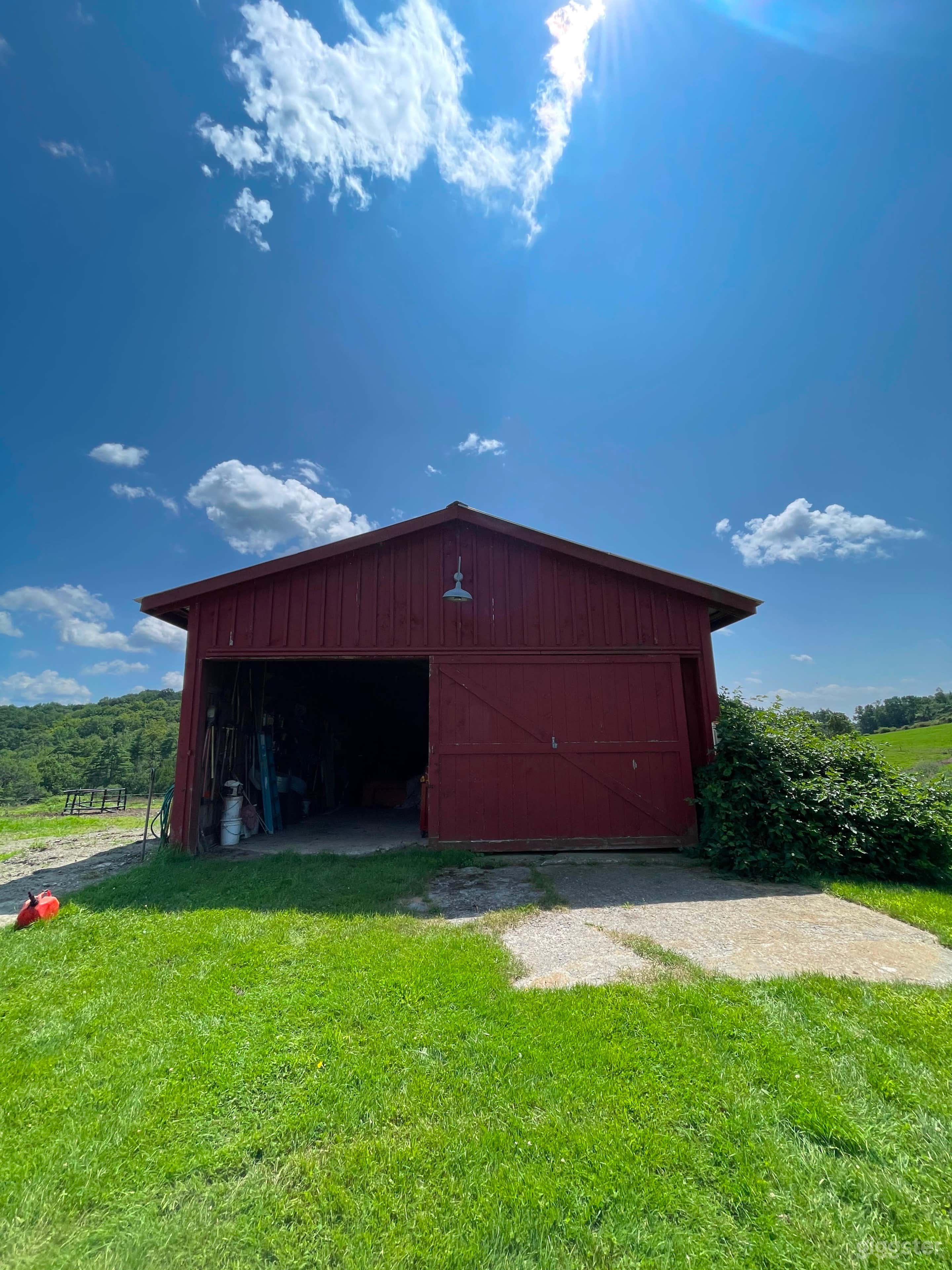 Rustic Red Barn for Productions Photo 1