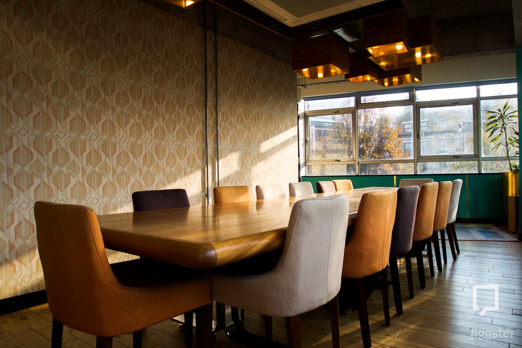 The Study Room for Meetings and Activities Photo 3