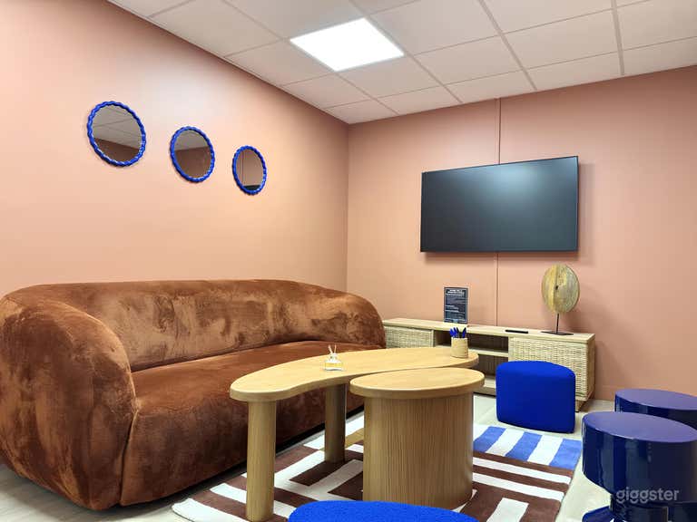  Velvet– Salon Lounge Équipé 