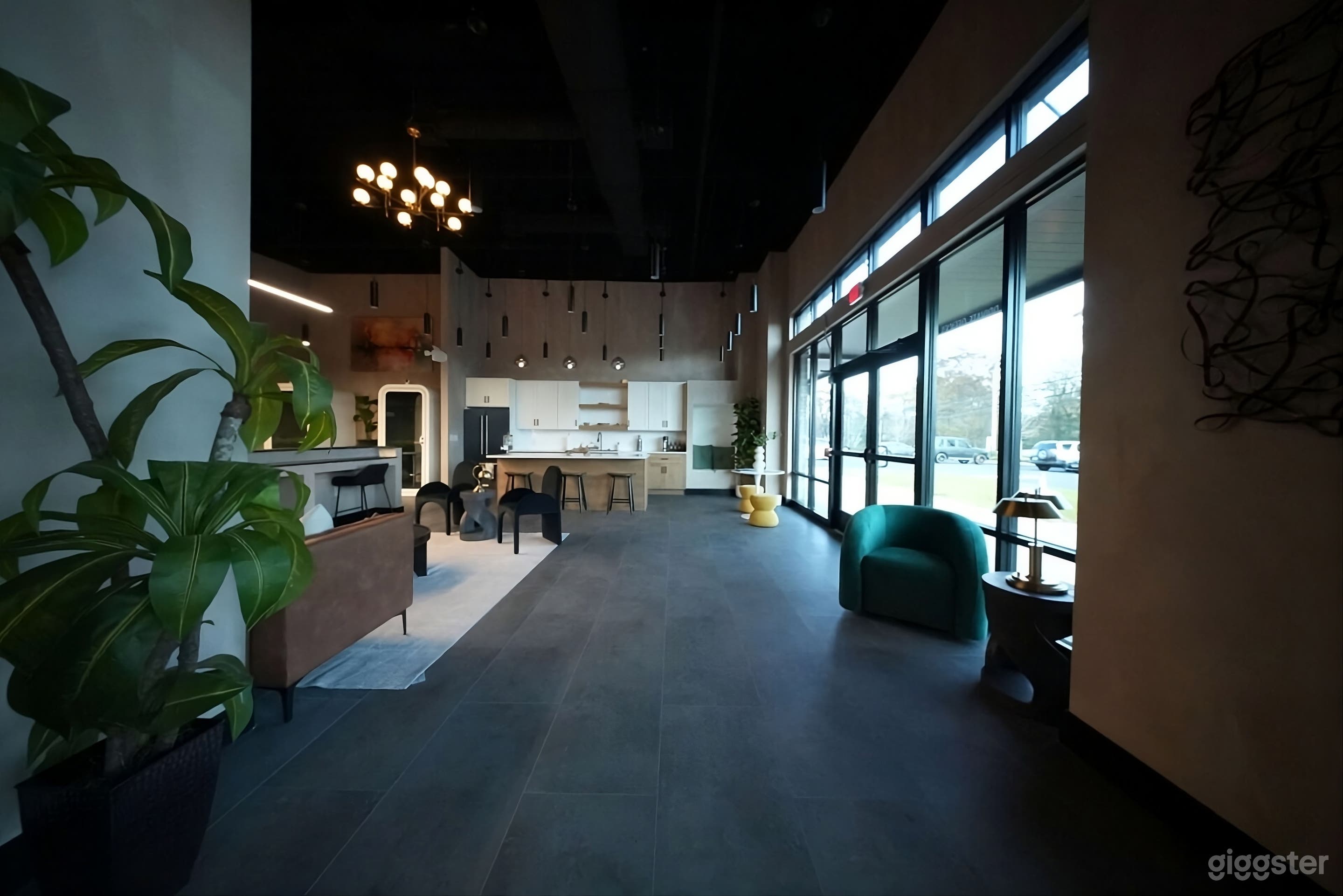 Modern Conference Room (up to 8) Photo 4